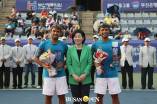 May 18, 2014 - Trophy ceremony
DOUBLES WINNER
RATIWATANA, Sanchai / RATIWATANA, Sonchat
Legislatress kim,Hee-Jeong